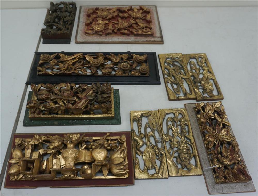 TEN CHINESE CARVED GILT WOOD PANELS  32a2e8