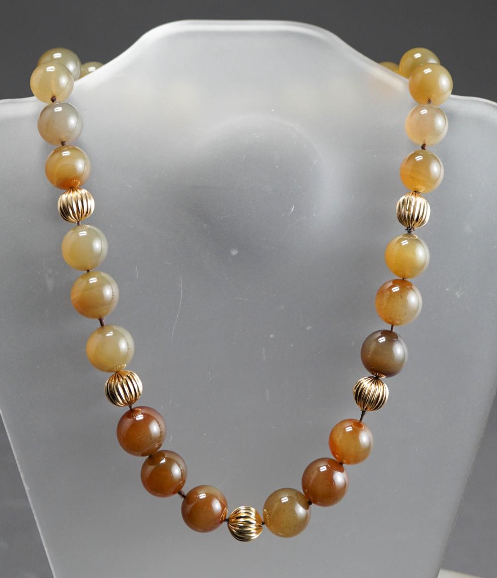 14-KARAT YELLOW-GOLD BEAD AND AGATE