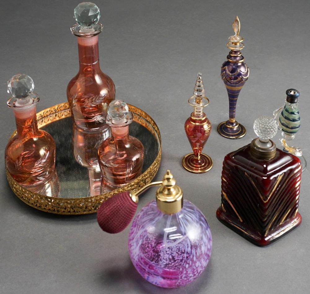 SMALL COLLECTION OF GLASS PERFUMES 32a401