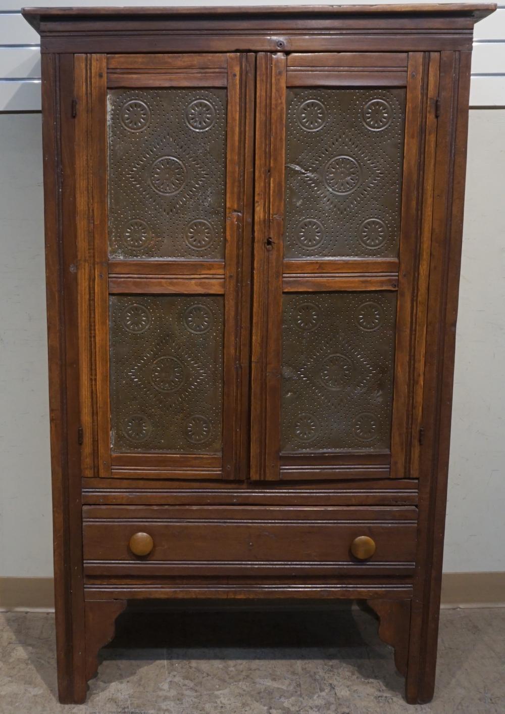 EARLY AMERICAN STYLE WALNUT PIERCED