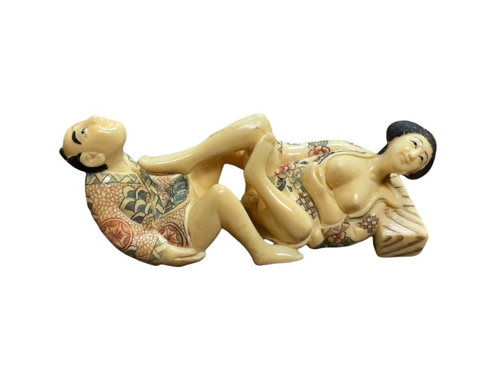 JAPANESE EROTIC FIGURAL GROUP 32a5c8