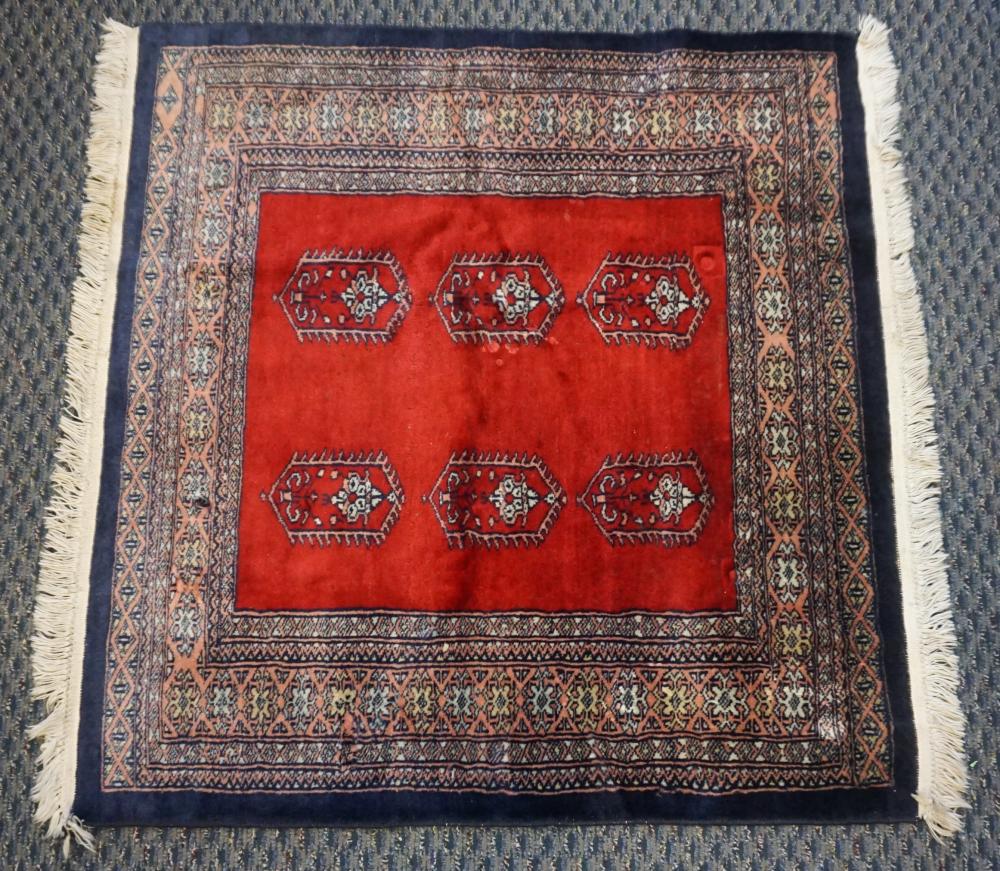 PAKISTAN BOKHARA RUG 3 FT X 3 32a645