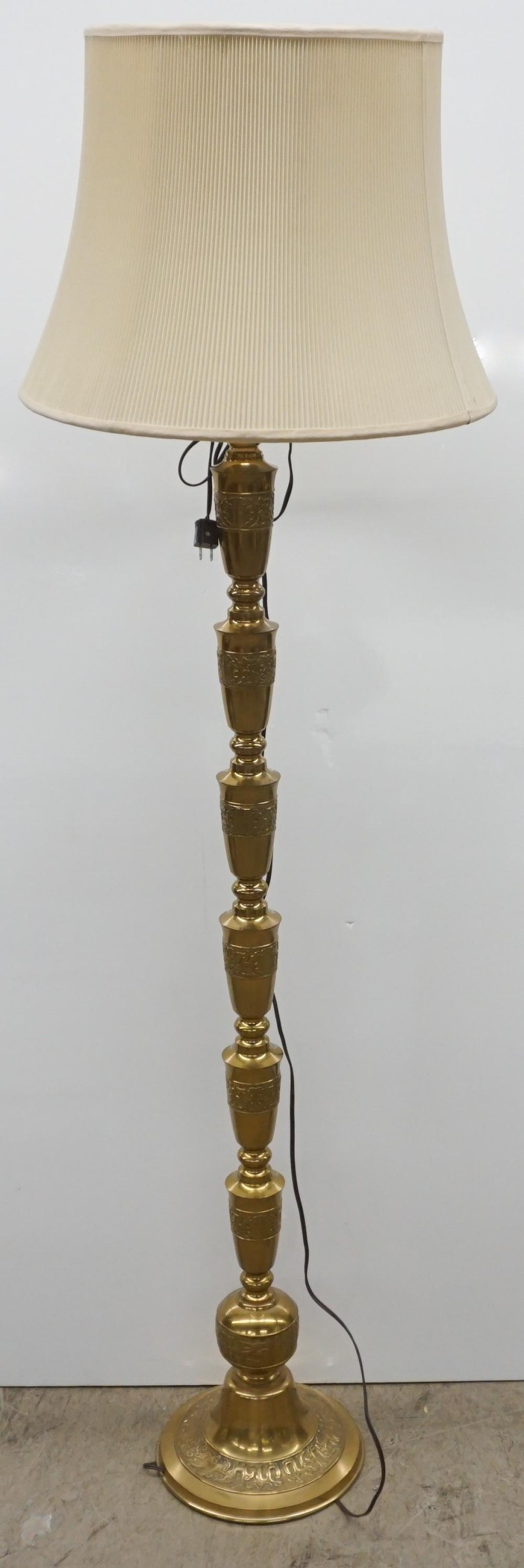INDIAN BRASS FLOOR LAMP H 68 32a6fb
