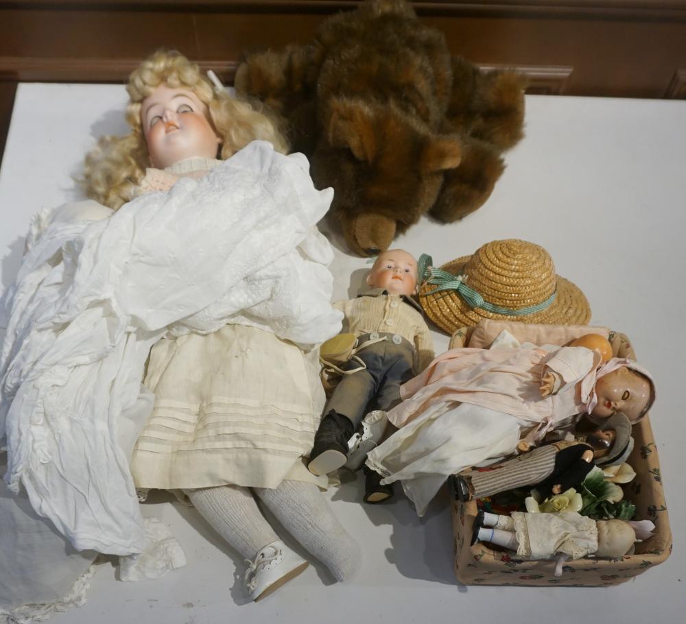 COLLECTION OF PORCELAIN HEAD DOLLS AND