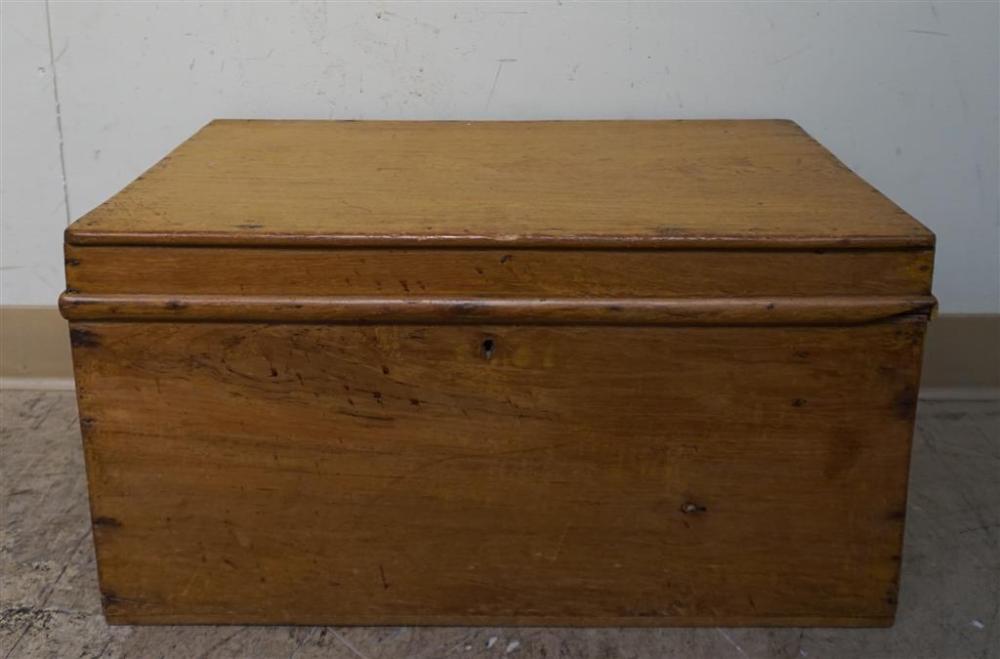 FRUITWOOD BLANKET CHEST WITH LEATHER