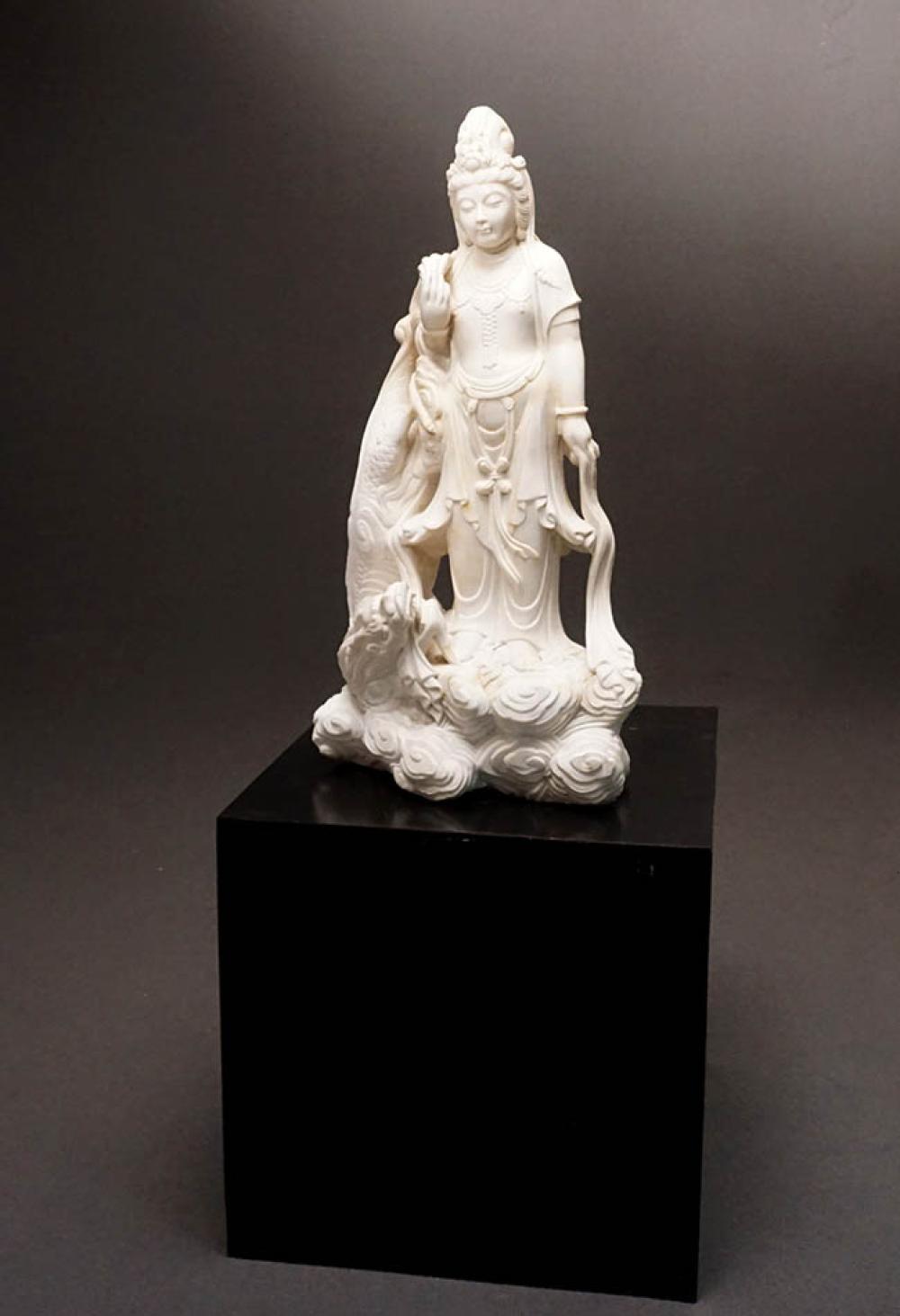 CHINESE CARVED MARBLE FIGURE OF