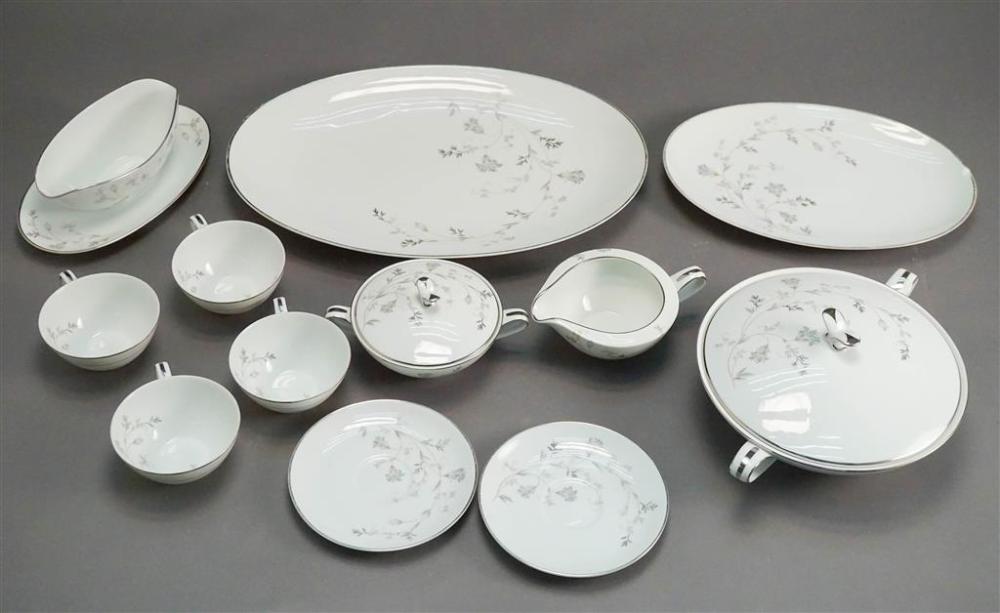 NORITAKE VALERIE PATTERN PORCELAIN 328377