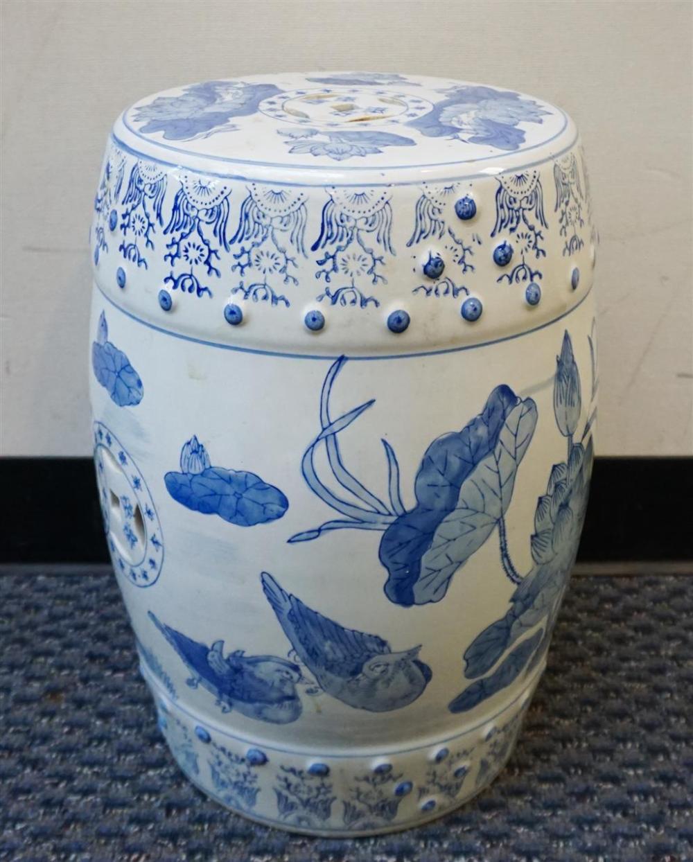 CHINESE BLUE AND WHITE PORCELAIN 3283eb