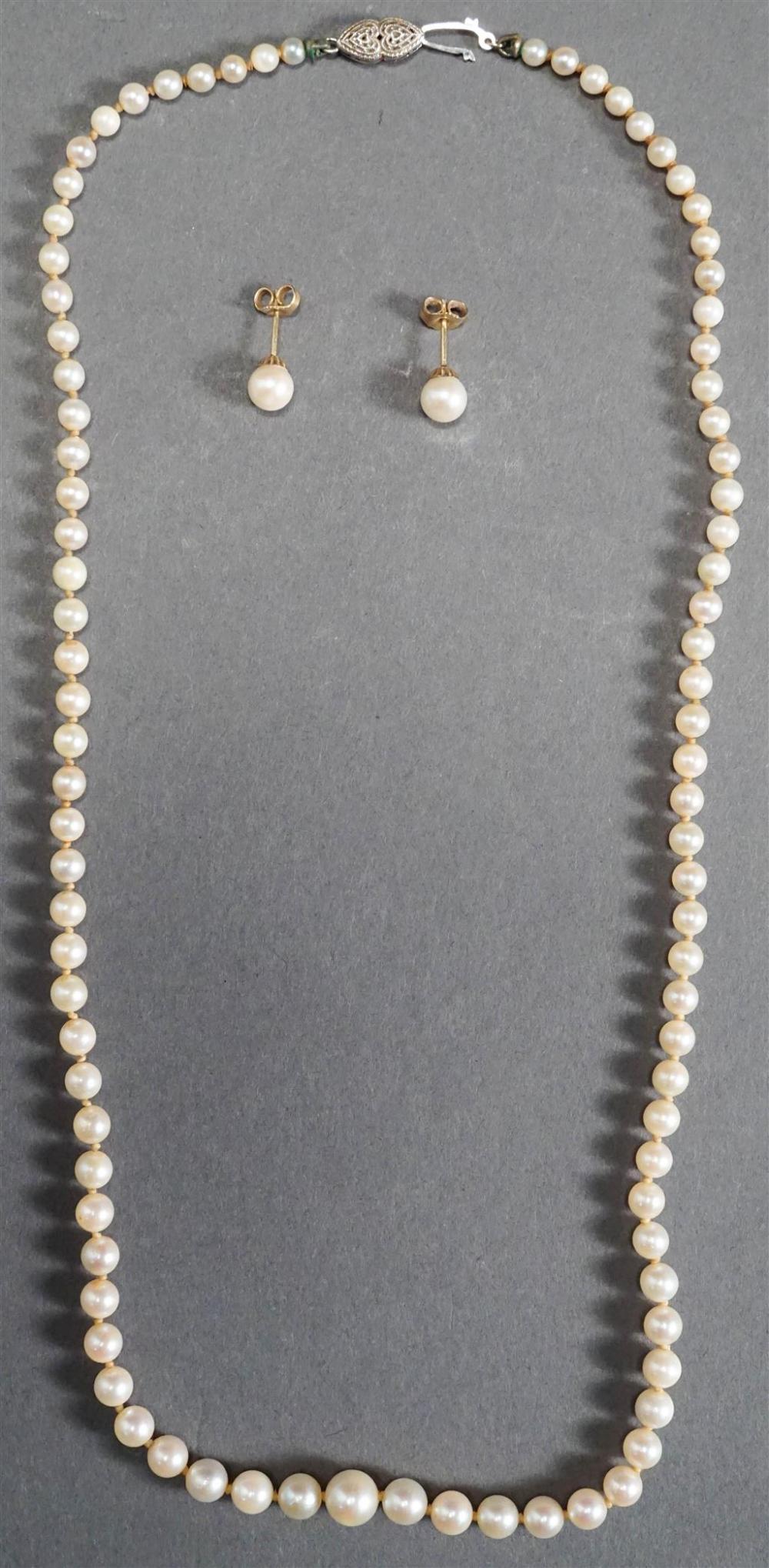 GRADUATED PEARL NECKLACE AND A 328421