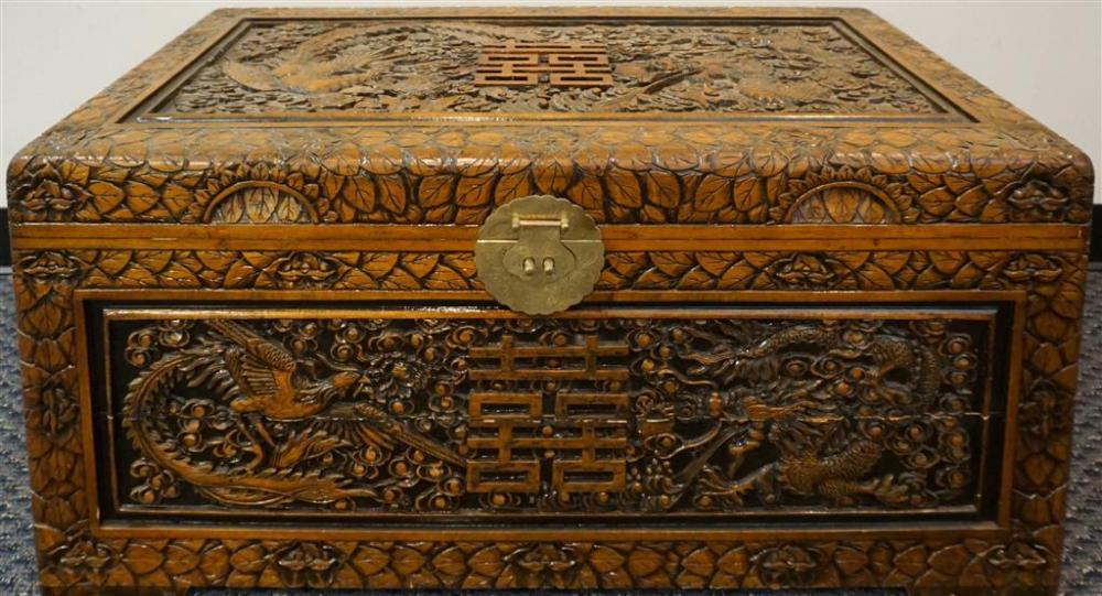 CHINESE CARVED WOOD CAMPHOR LINED