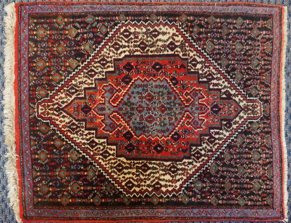 BIDJAR RUG, 3 FT 1 IN X 2 FT 6