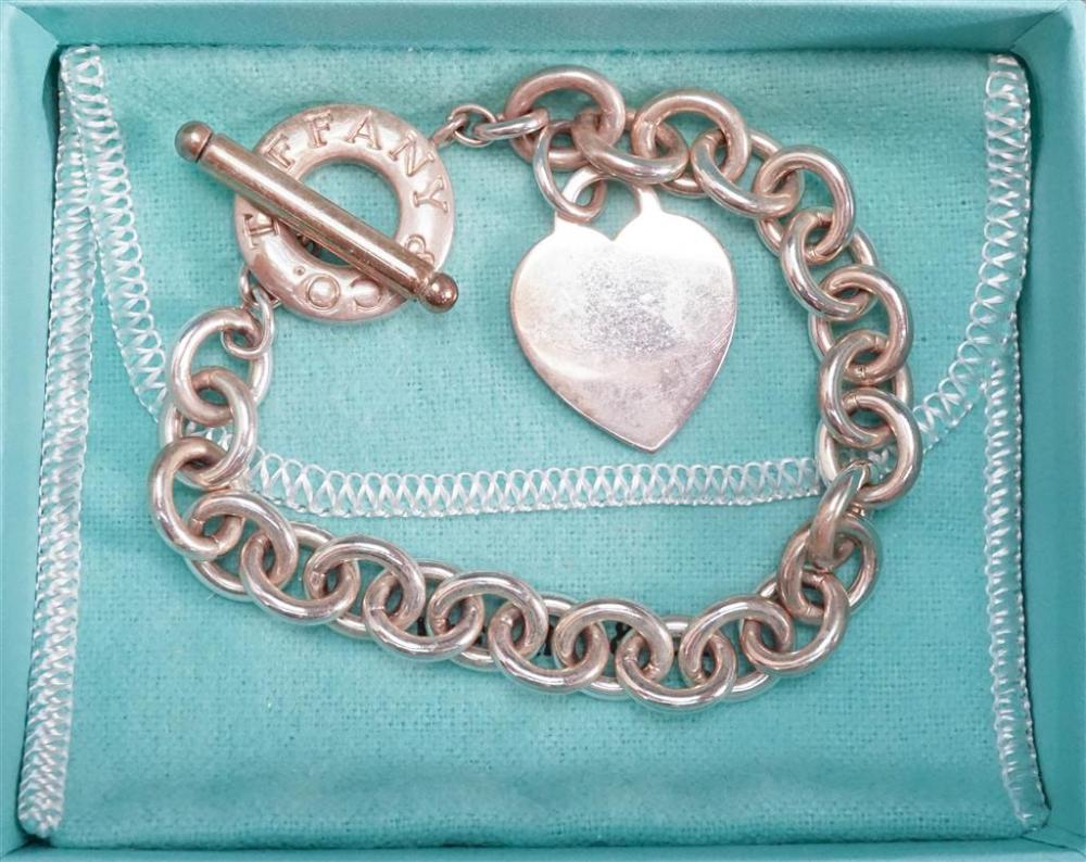 TIFFANY & CO. STERLING SILVER HEART