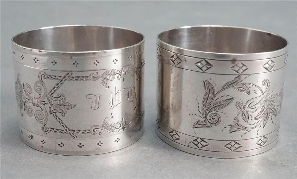 PAIR OF AMERICAN CHASED SILVER 3286c0