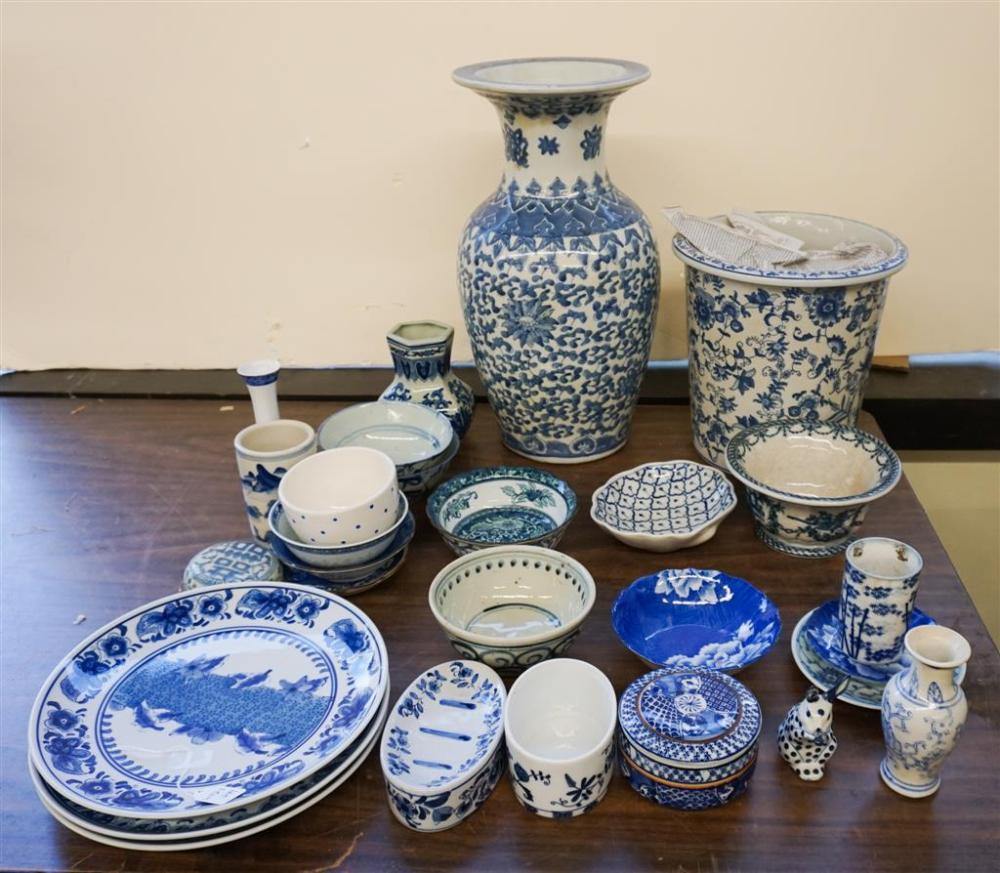 COLLECTION WITH ASIAN BLUE AND