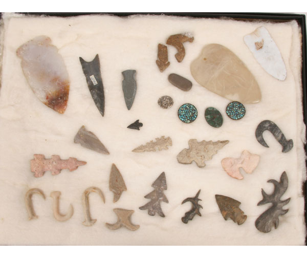 Lot of contemporary exotic flints