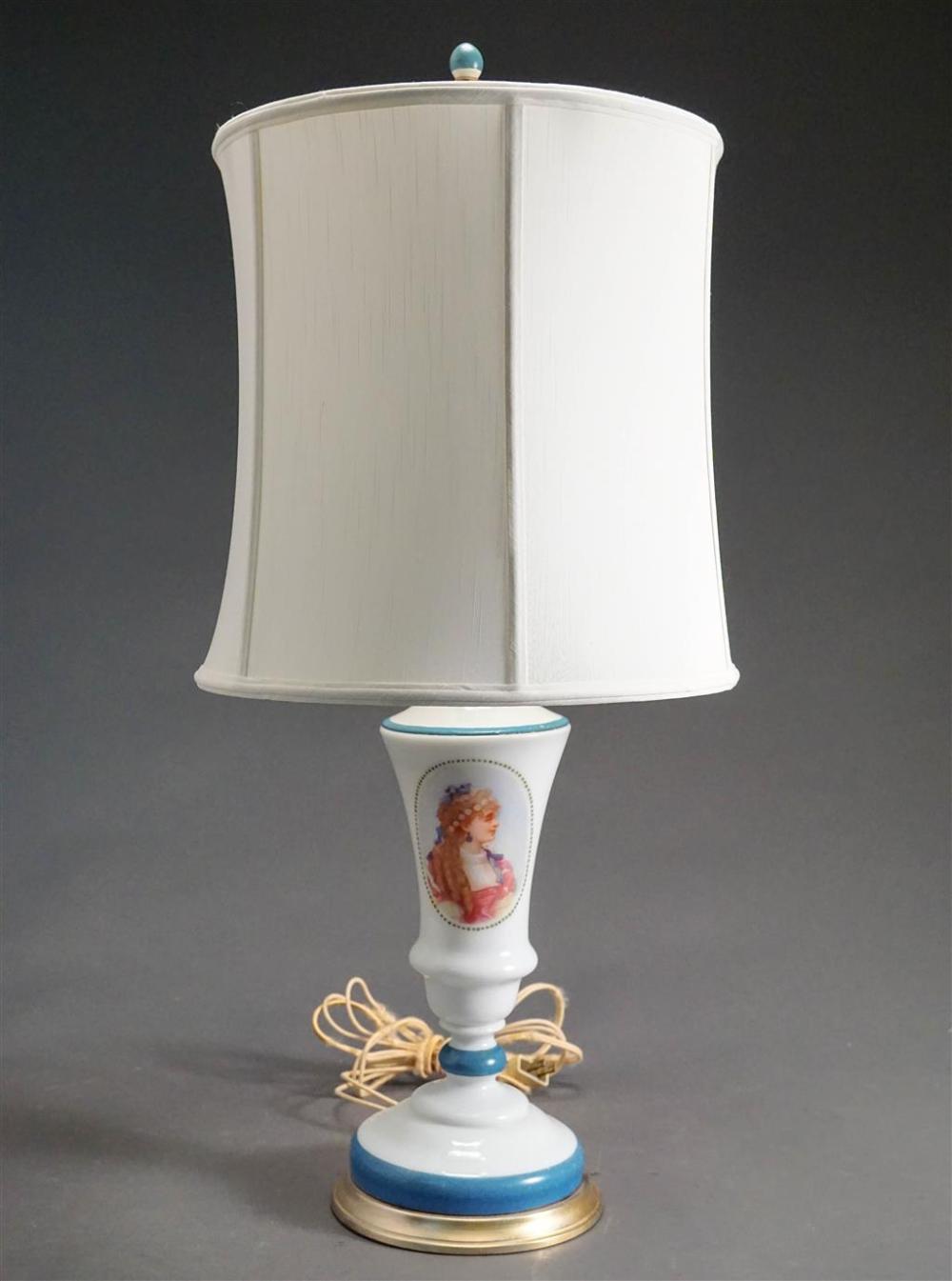 DECORATED MILK GLASS BASE TABLE LAMP,