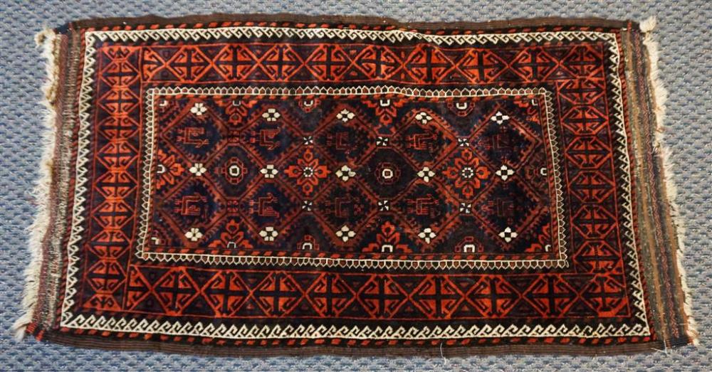 AFGHAN RUG 5 FT 1 IN X 2 FT 11 3289ce