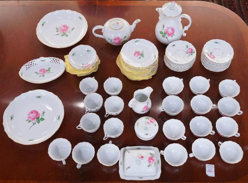 MEISSEN PINK ROSE PATTERN 63 PIECE 328a0a