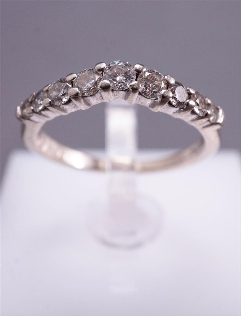 14 KARAT WHITE GOLD AND DIAMOND 328a5c