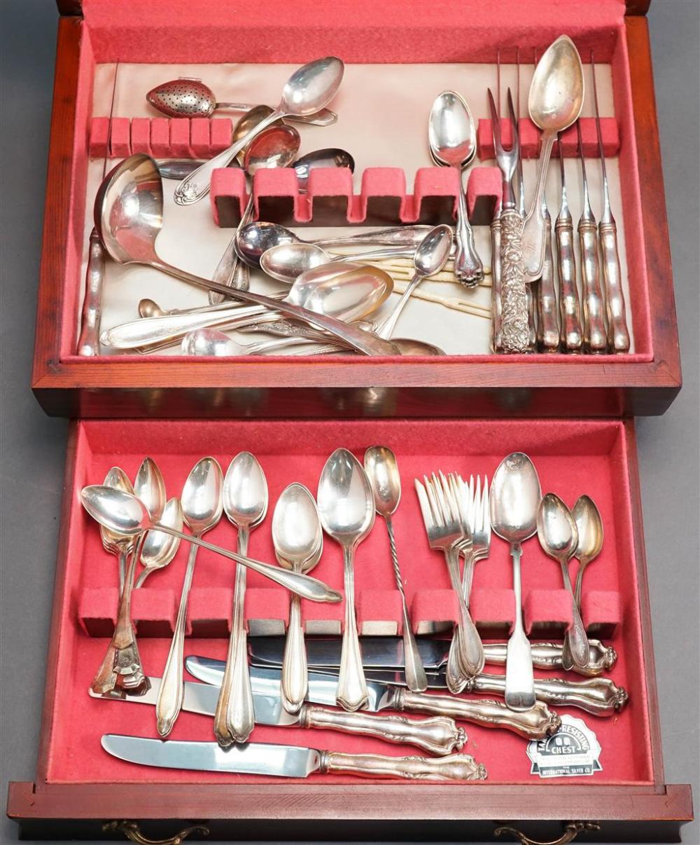 GROUP OF AMERICAN MOSTLY SILVER