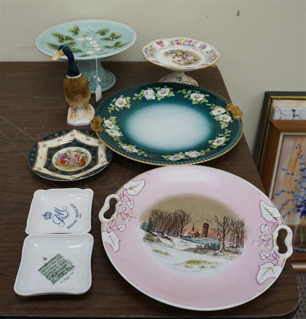 EIGHT GERMAN PORCELAIN TABLE ARTICLESEight