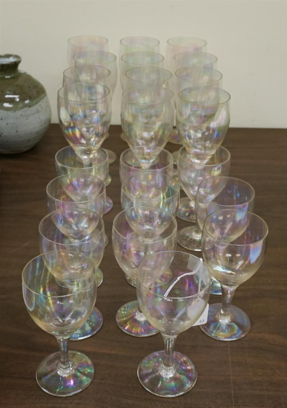 TWENTY THREE IRIDESCENT GLASS WINES 328bef