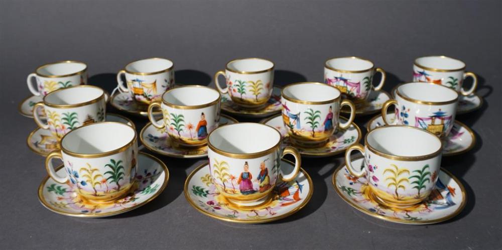 TWELVE OLD PARIS PORCELAIN CHINOISERIE