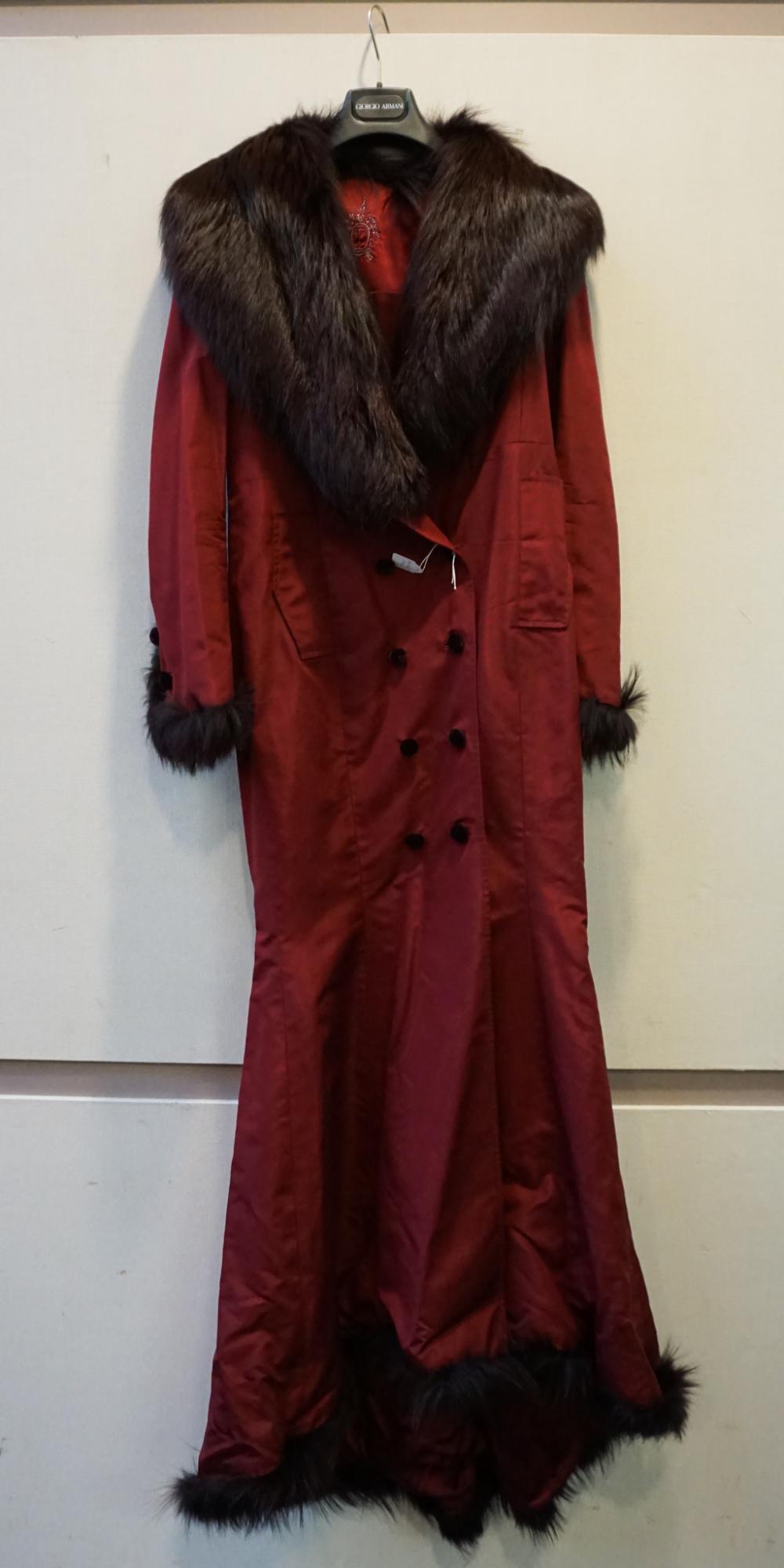 RED VINYL FULL LENGTH COAT WITH 328d41