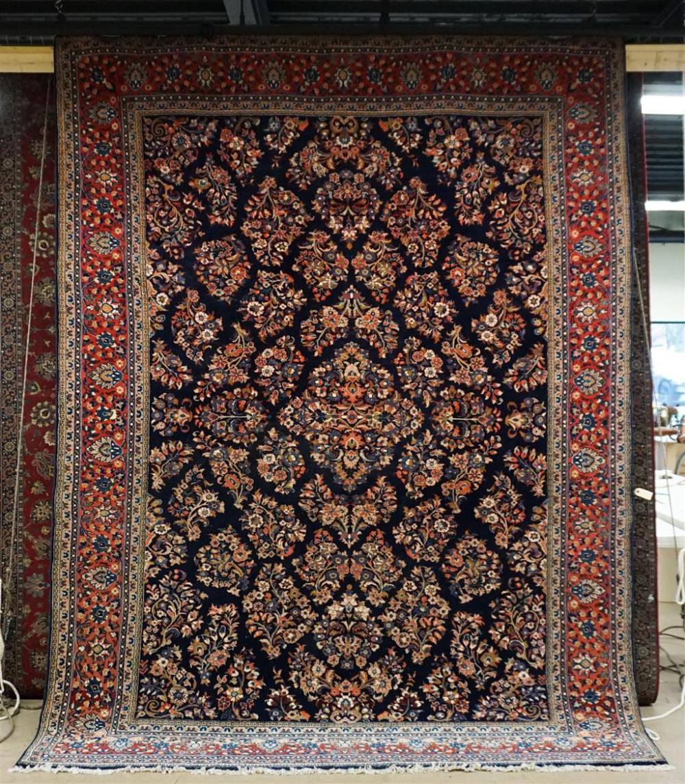 SAROUK RUG 10 FT 8 IN X 8 FT 2 328d6f