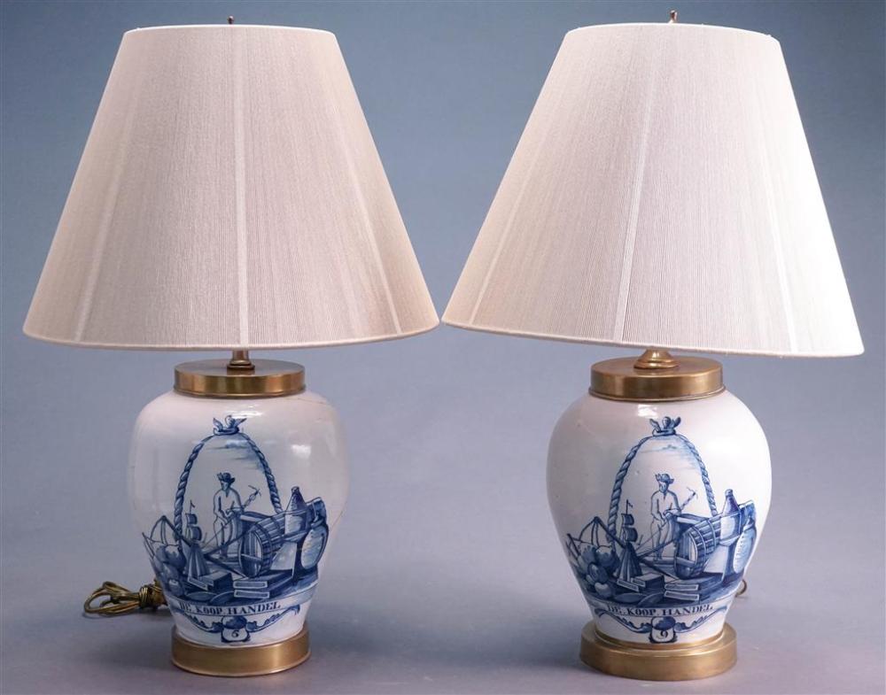 PAIR OF DELFT 'DE. KOOP. HANDEL'