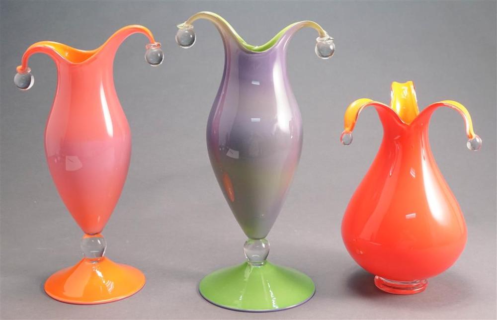 THREE PINKWATER GLASS JESTER  329028