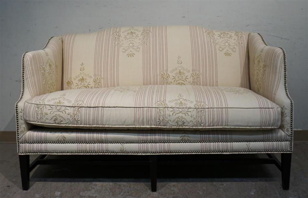 FEDERAL STYLE UPHOLSTERED SOFA,