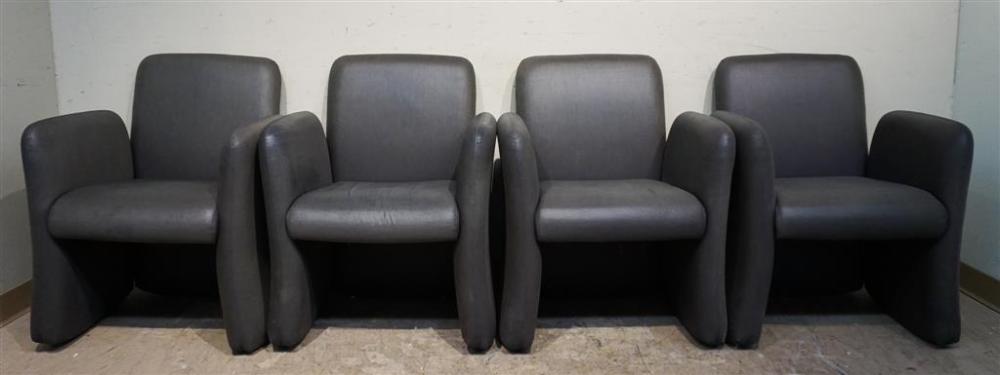 SET WITH FOUR SHENANDOAH UPHOLSTERED 3290b5