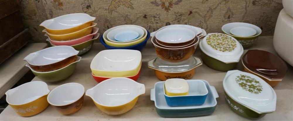 COLLECTION WITH PYREX AND OTHER 3290bb