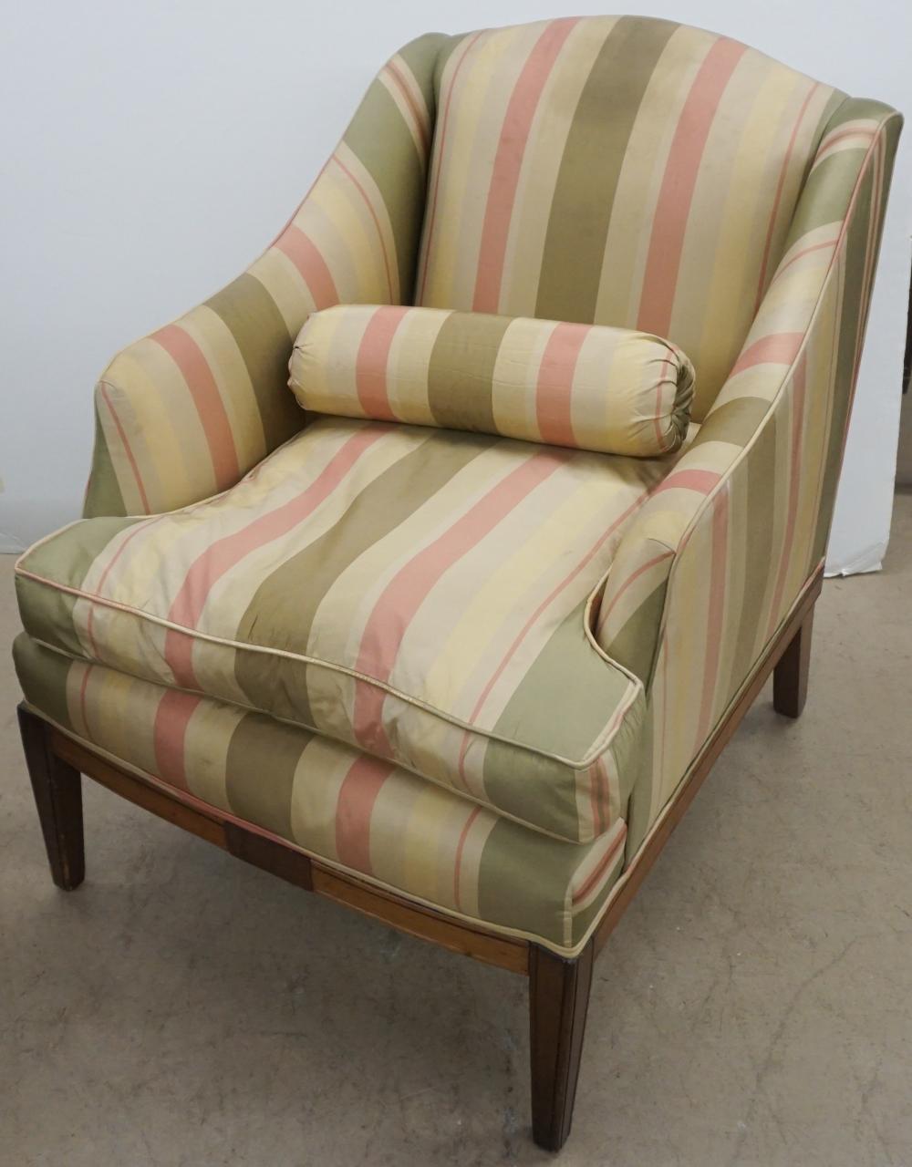 PROVINCIAL STYLE FRUITWOOD UPHOLSTERED 32b919