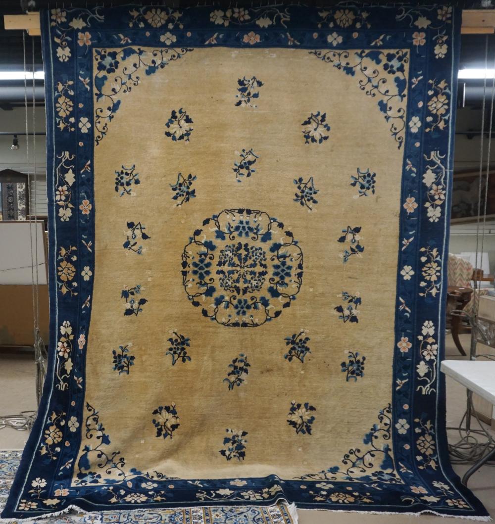 CHINESE NICHOLS RUG 11 FT 6 IN 32b9bd