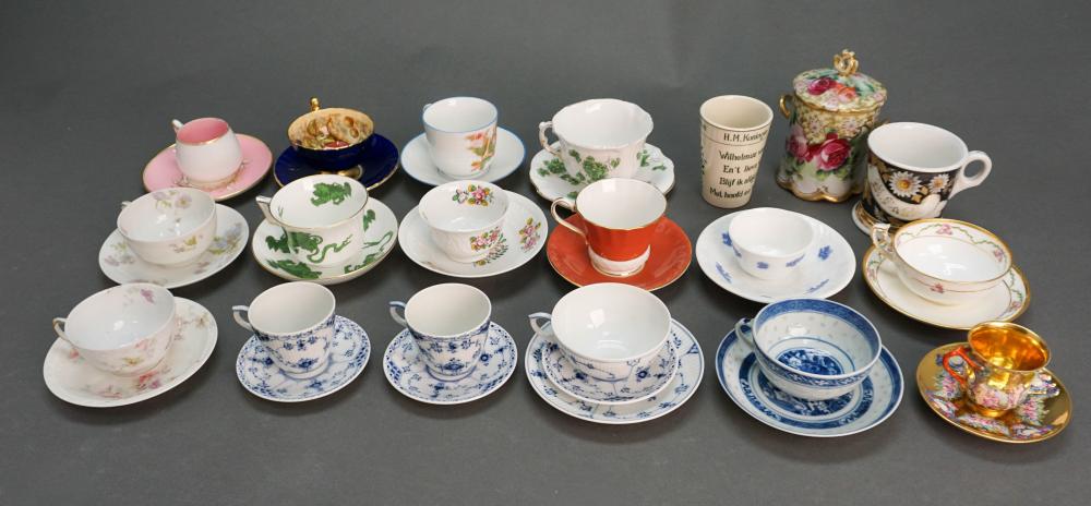 COLLECTION OF ASSORTED PORCELAIN TEA