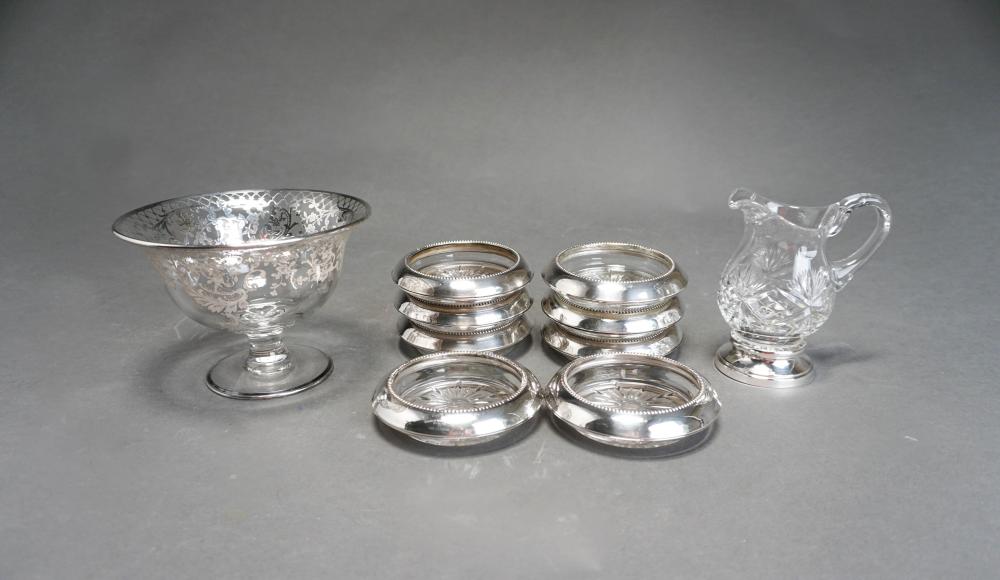 GROUP WITH EIGHT STERLING SILVER