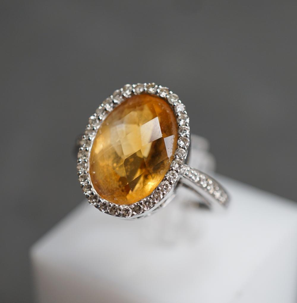 14 KARAT WHITE GOLD CITRINE AND 32bc2a