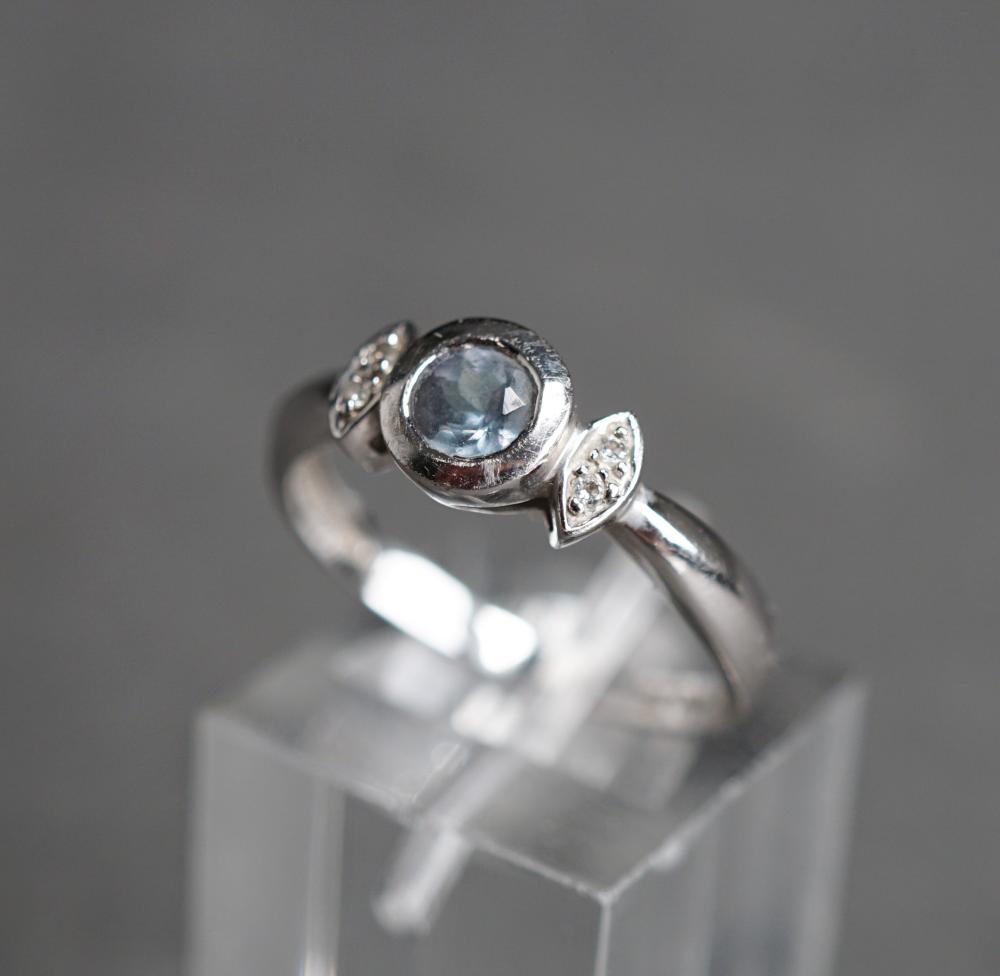 LE VIAN 14 KARAT WHITE GOLD ALEXANDRITE 32bc4c