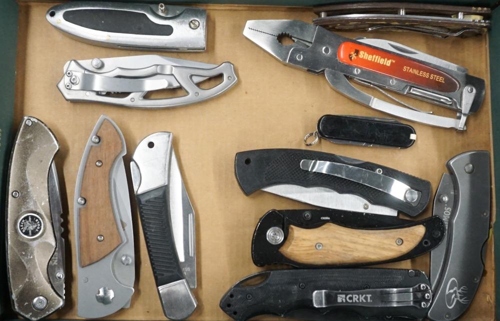 COLLECTION OF 12 POCKET KNIVESCollection 32bccd