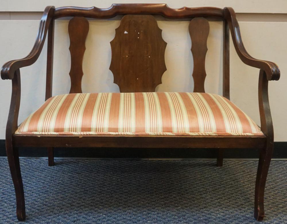 CLASSICAL STYLE MAHOGANY AND STRIPE