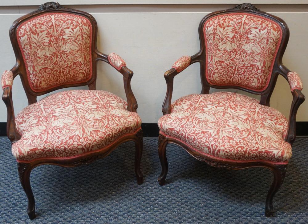 PAIR OF LOUIS XV STYLE CARVED WALNUT