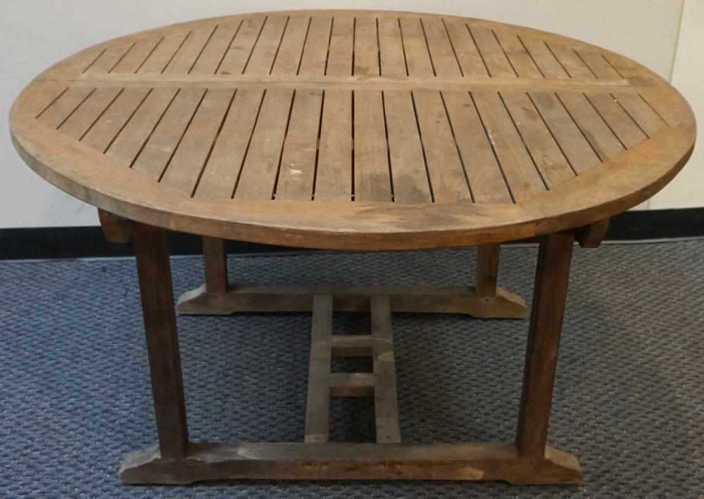 TEAK ROUND OUTDOOR TABLE WITH BUILT-IN