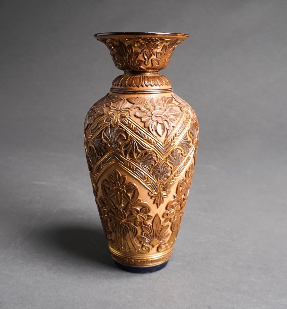 DOULTON LAMBETH DECORATED VASE  32c076