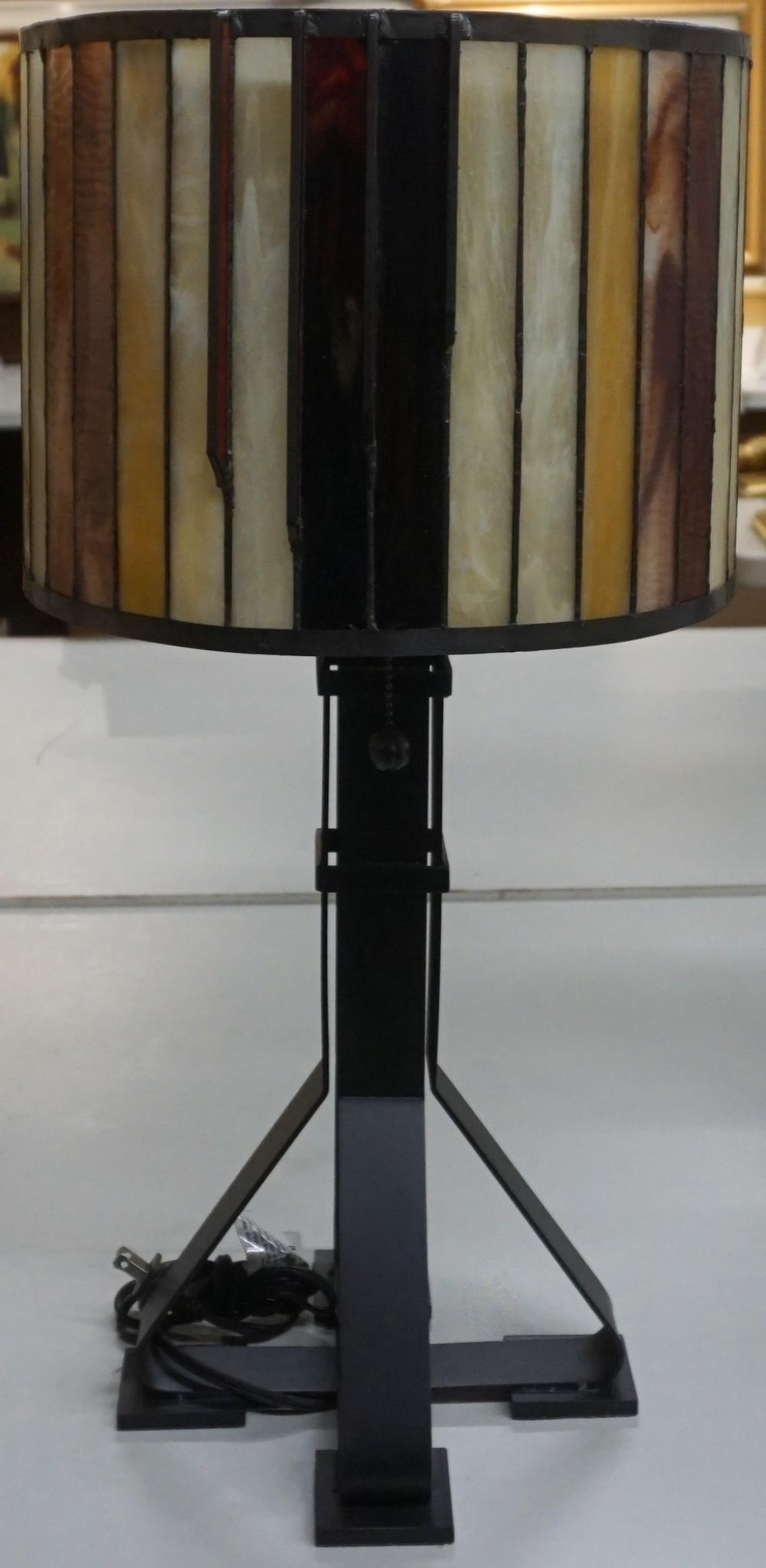 BLACK PAINTED IRON TABLE LAMP WITH