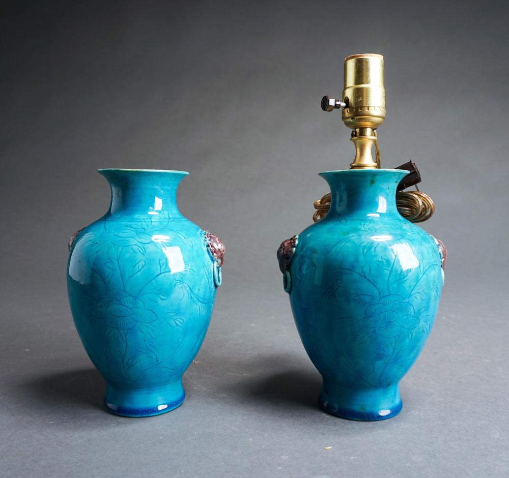 PAIR OF CHINESE TURQUOISE GLAZED 32c1fb