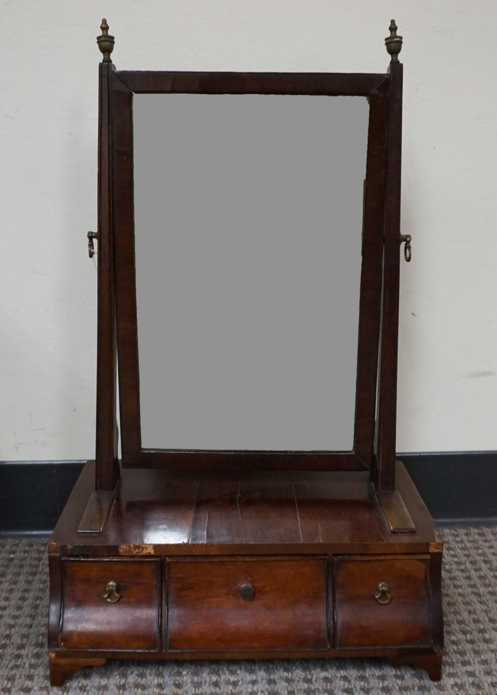 GEORGIAN MAHOGANY CHEST MIRROR  32c28f