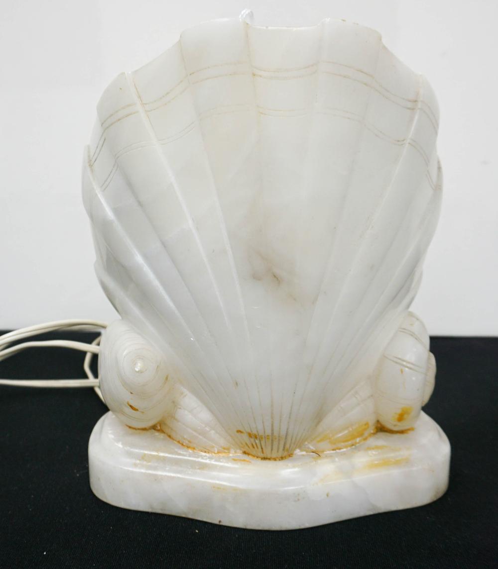 ALABASTER SHELL-FORM ACCENT LAMP,