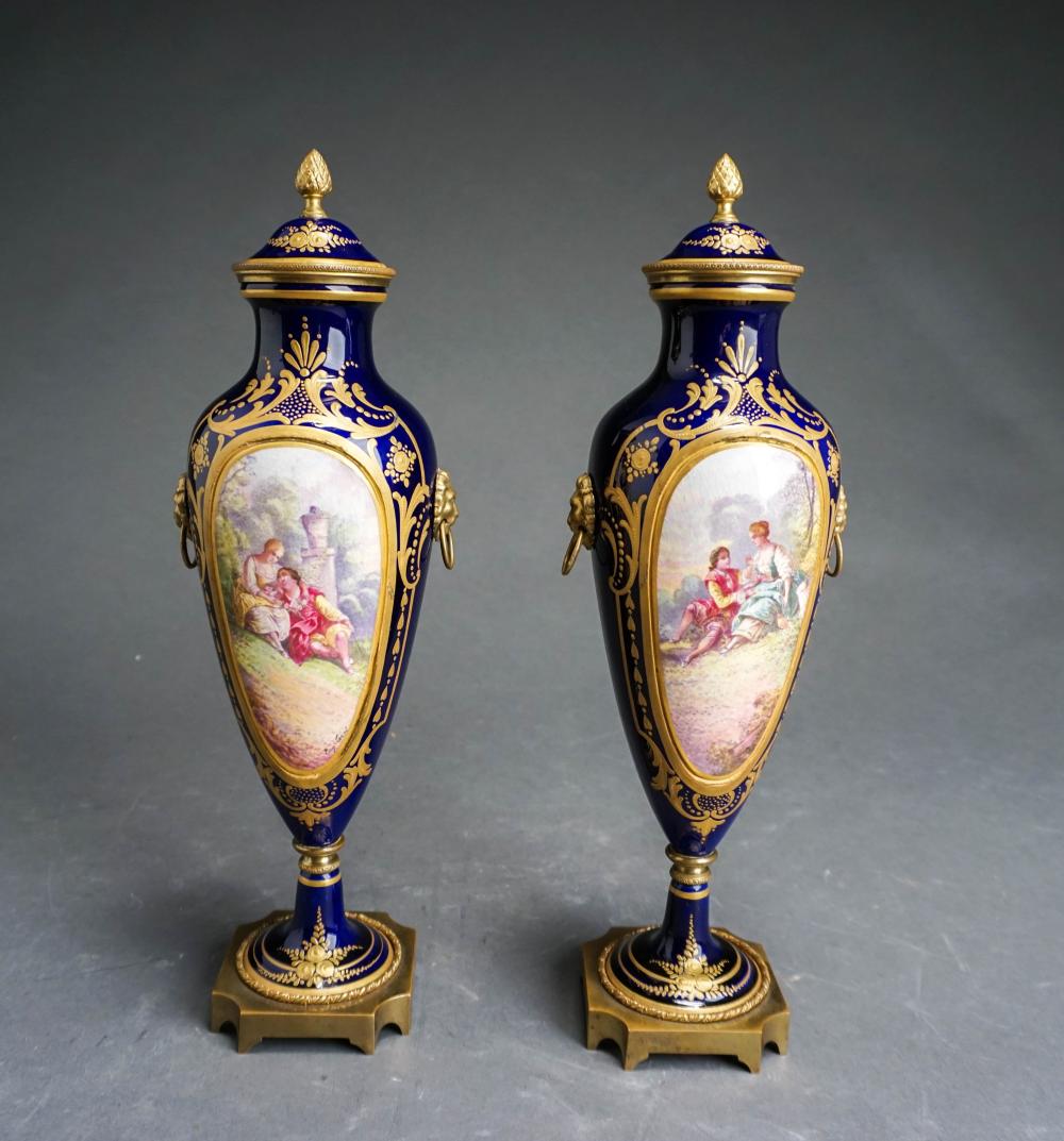 PAIR OF SEVRES TYPE PORCELAIN URNS  32c2e1